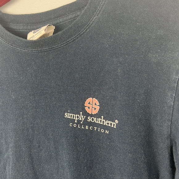 Simply Southern collection Owl “Love Whoo you are” long sleeve shirt - Picture 2 of 9